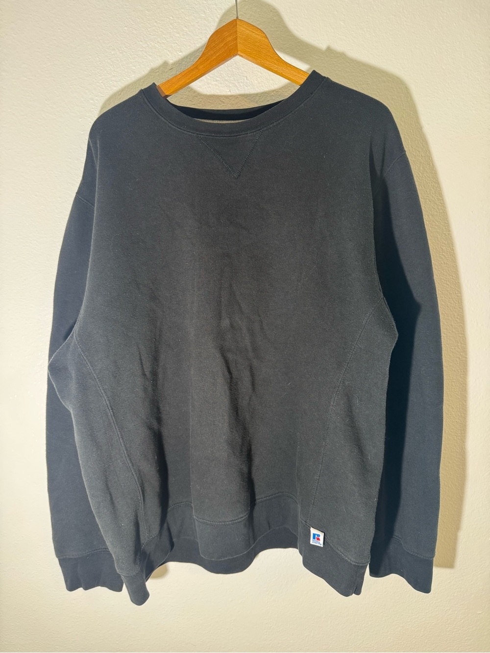 Y2K Russell Athletic Black Crewneck Pullover Sweatshirt